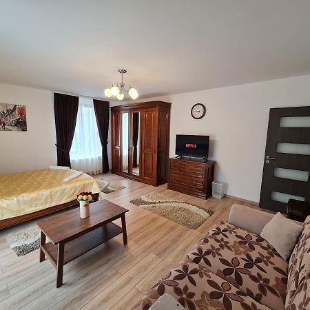 Select City Center Targu Mures Exterior photo